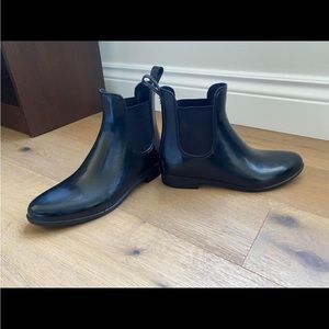 Women’s rubber rain boots, composition leather rubber boots